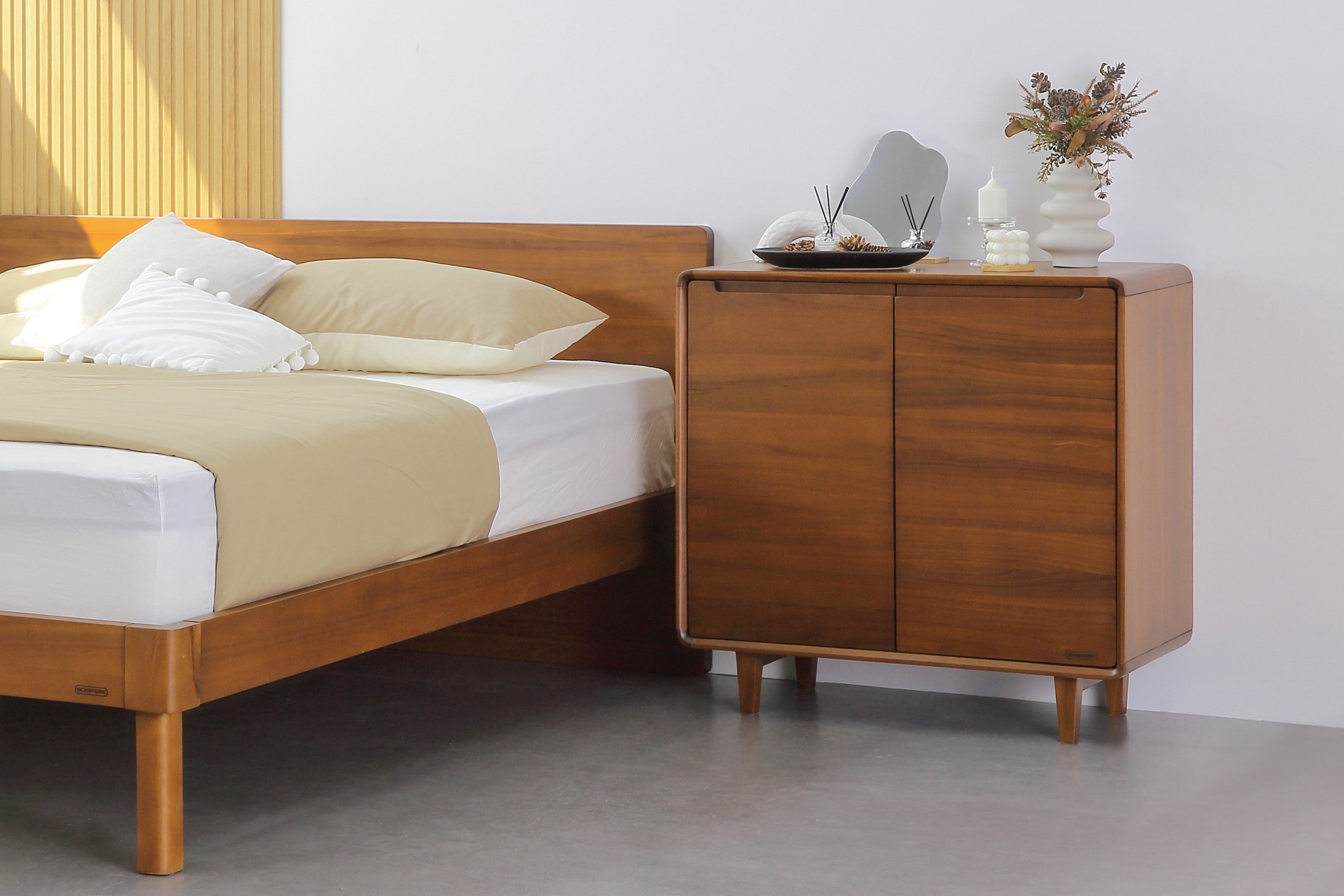 KAYRA SIDEBOARD