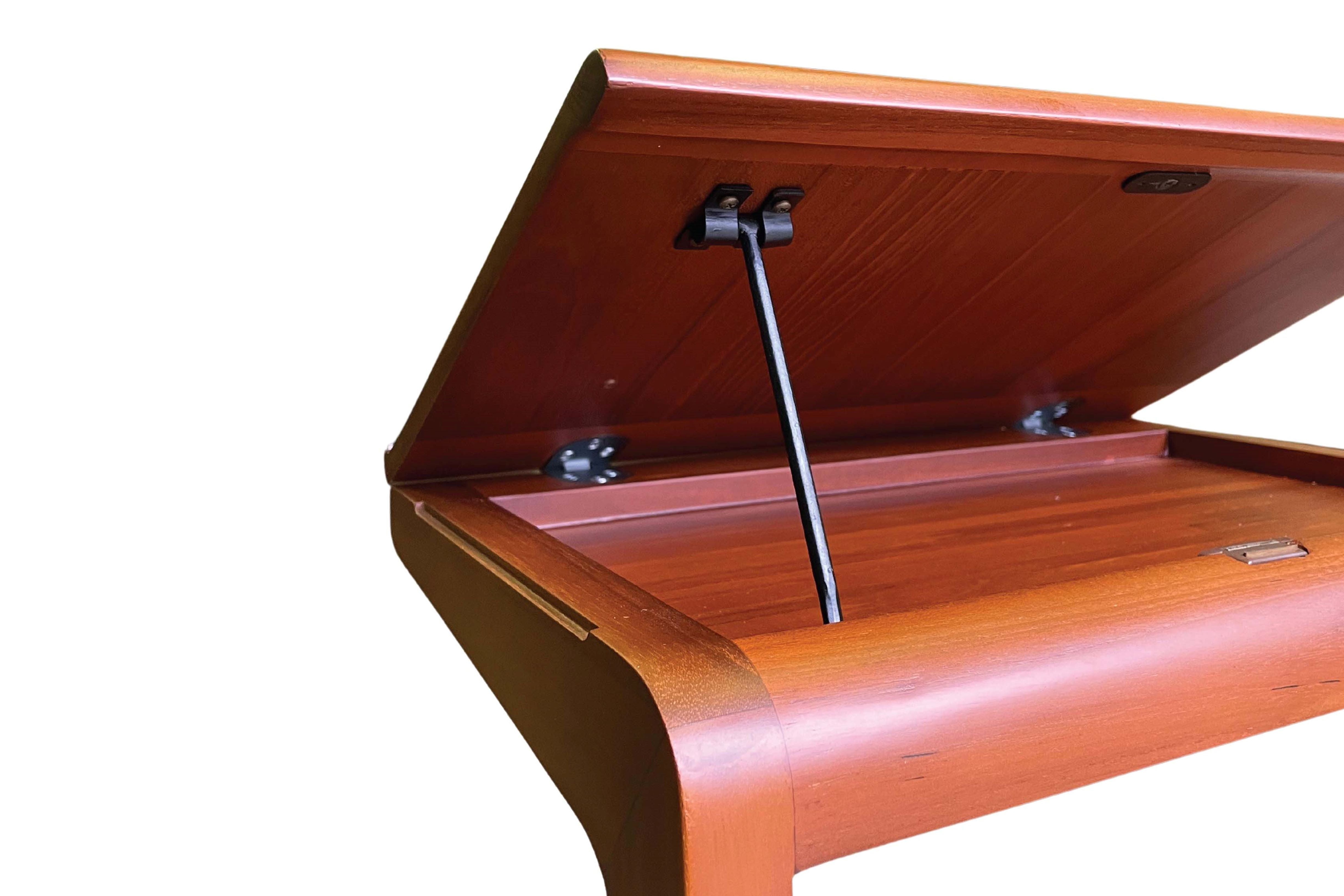 LEK SIDE TABLE