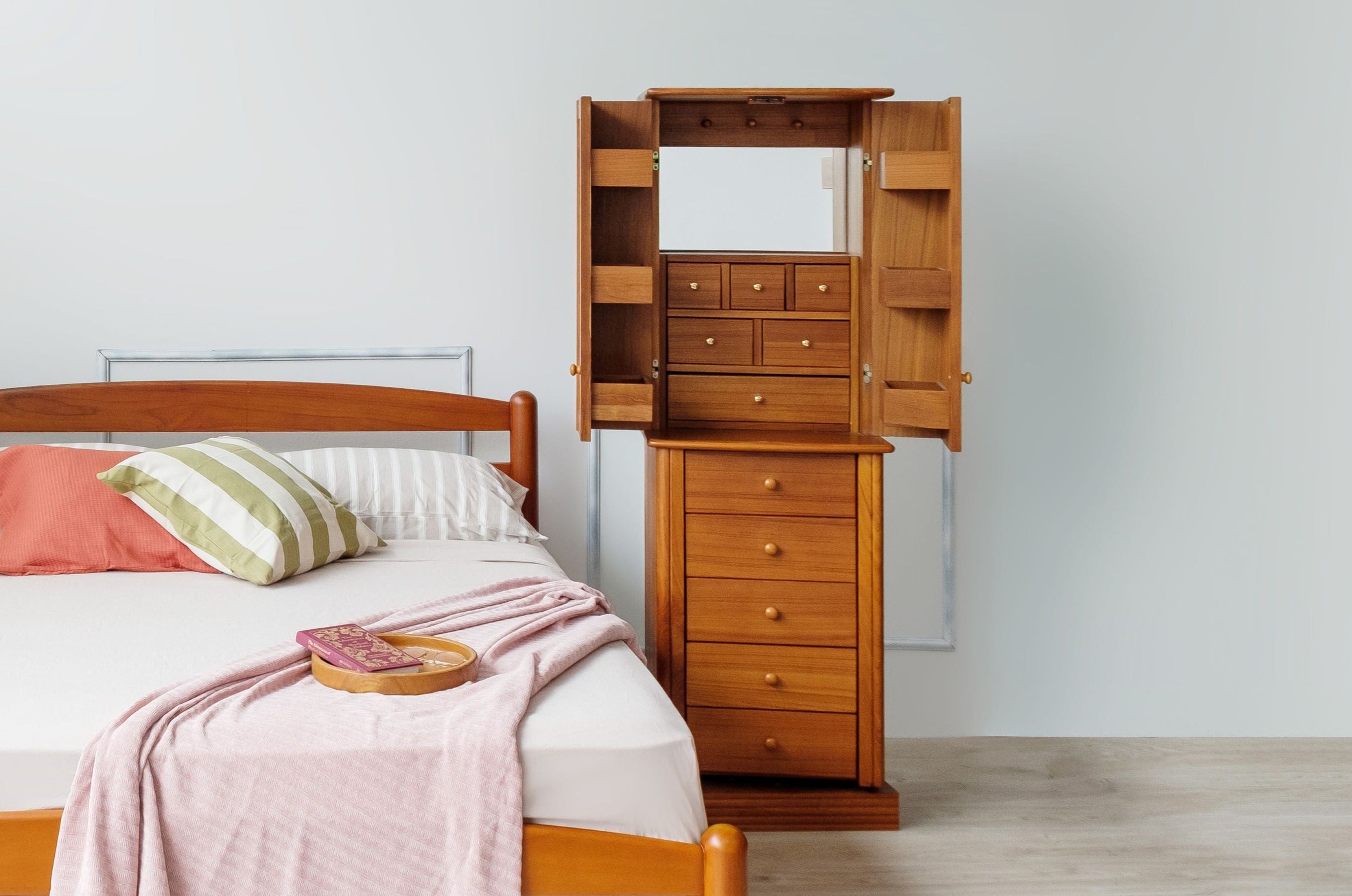 JEWELLERY CABINET