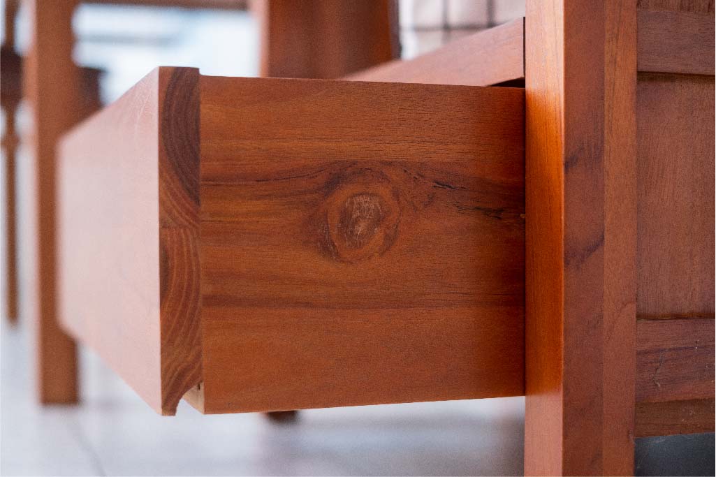 APEN BOOKCASE