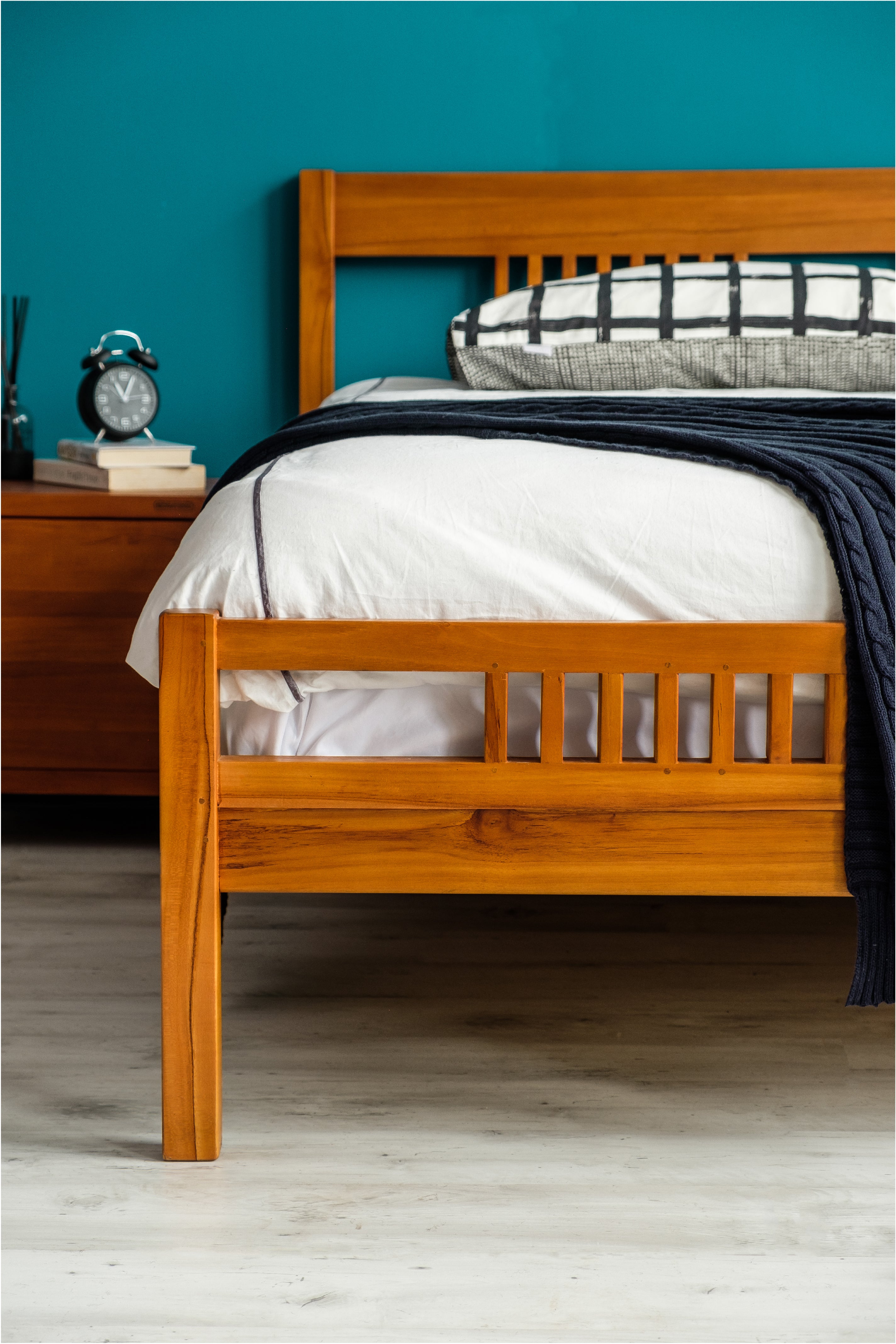 BRIS 6FT KING BED FRAME