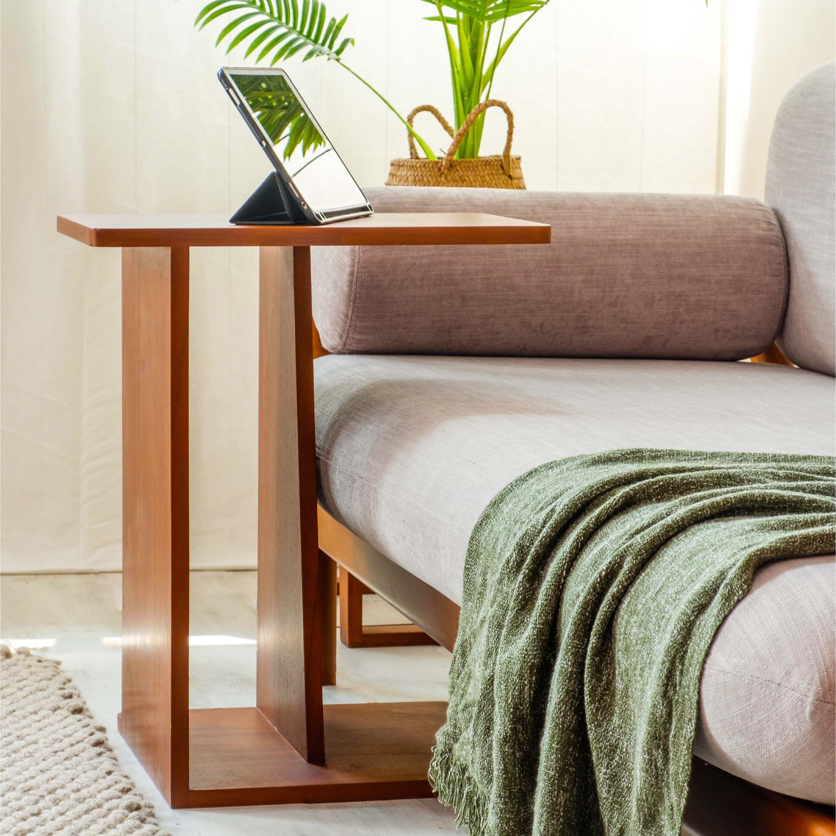 TEAK-TOK CASUAL SIDE TABLE