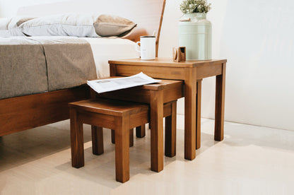 STAK NESTING TABLE