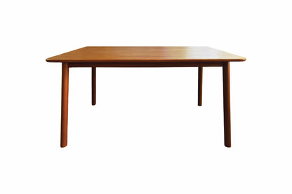 LEIKA 135CM DINING TABLE