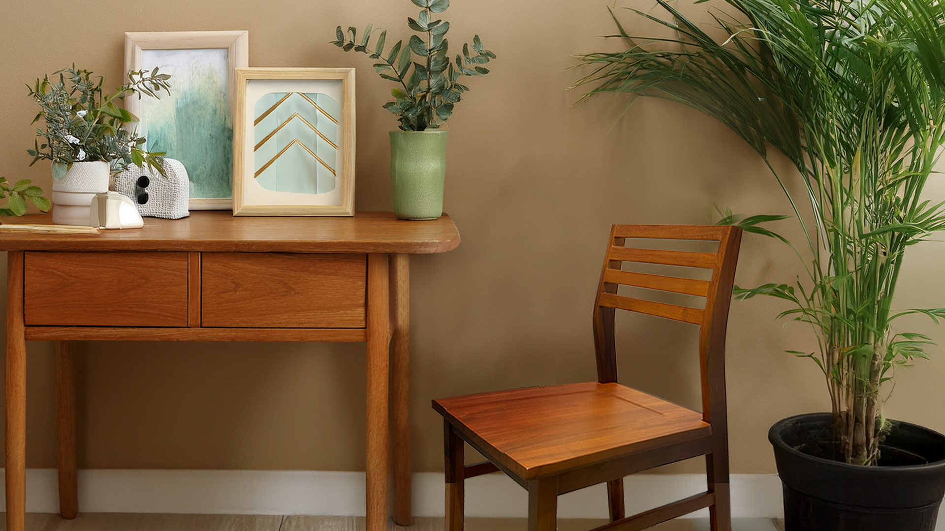 RAITA CHAIR