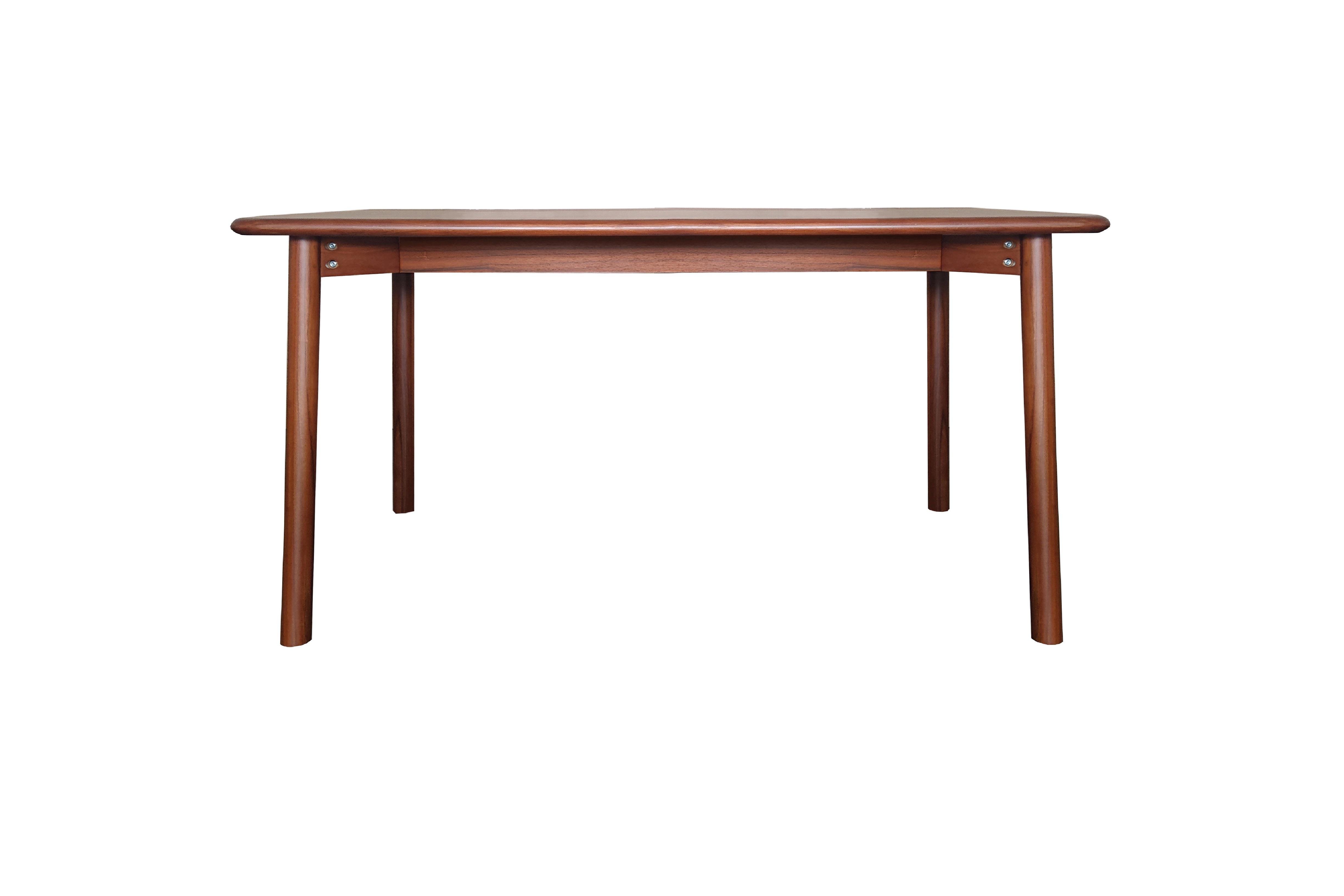 LEIKA 135CM DINING TABLE