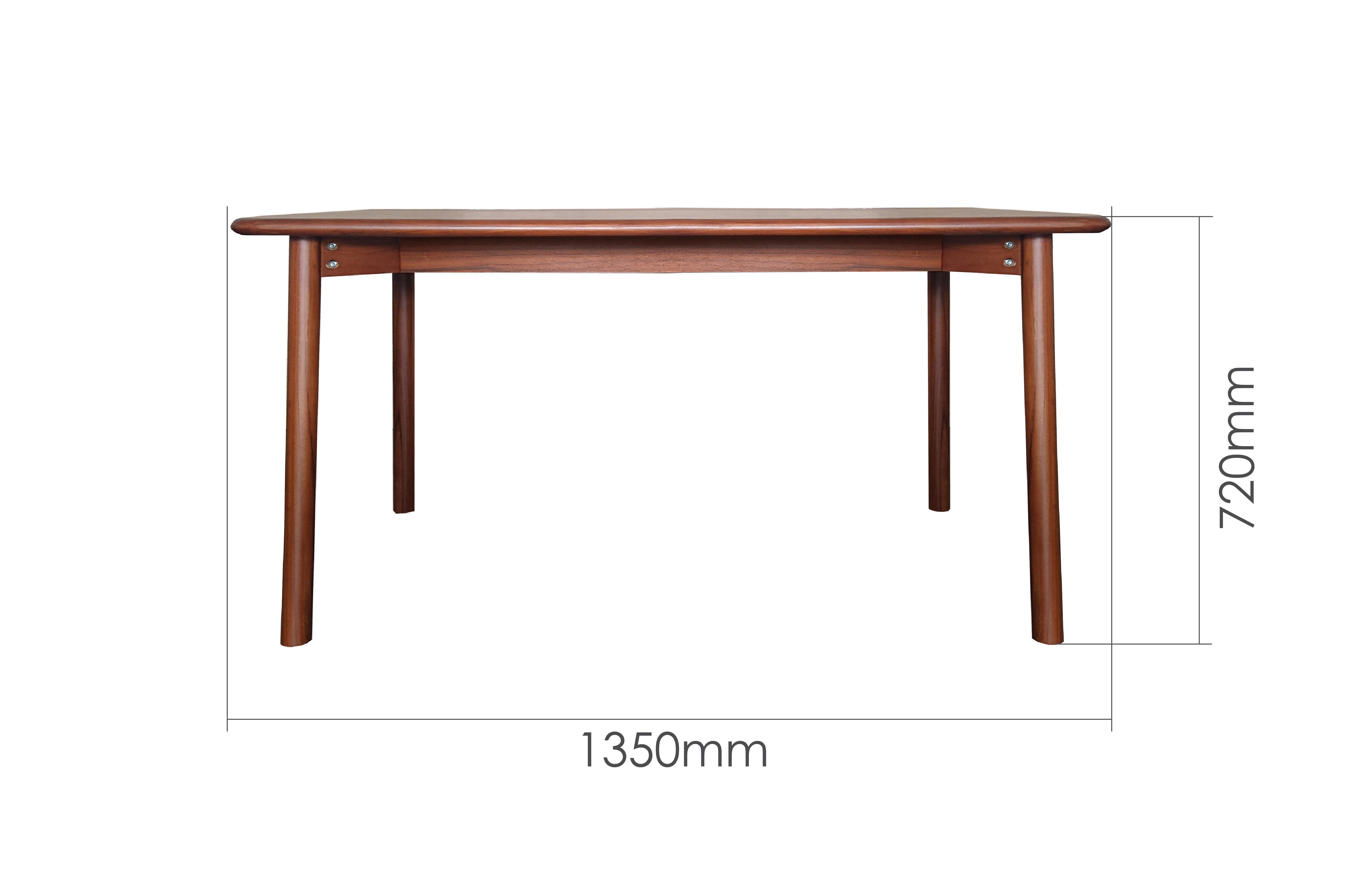 LEIKA 135CM DINING TABLE